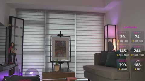 Snapshot of belle_adrienne chatting on 02.05.25 Belle Adrienne  IG  online show from 02.05.25