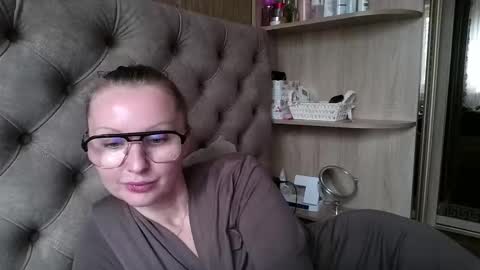 Amelia online show from 09.11.25