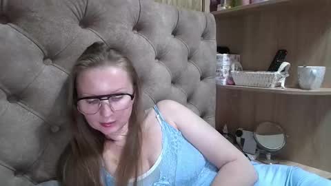 Amelia online show from 09.12.25