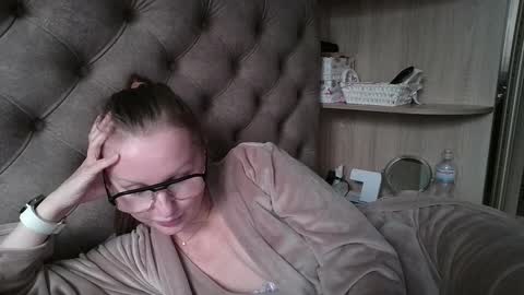 Amelia online show from 09.25.25