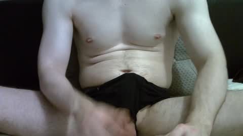 Snapshot of ben948900 chatting on 11.05.25 ben948900 online show from 11.05.25