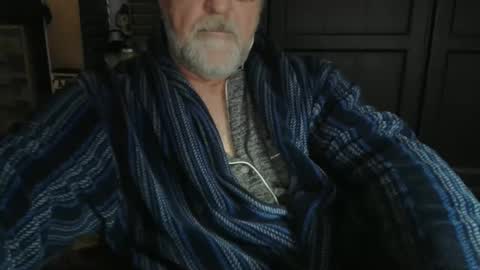 Snapshot of bendrinkin chatting on 01.12.25 bendrinkin online show from 01.12.25