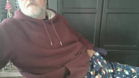 Snapshot of bendrinkin chatting on 02.07.25 bendrinkin online show from 02.07.25