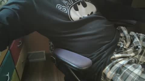 Snapshot of bendrinkin chatting on 10.07.25 bendrinkin online show from 10.07.25