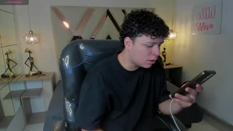 BENJAMIN online show from 10.20.25