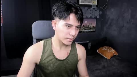 Snapshot of bentlyfuck chatting on 12.22.24 bentlyfuck online show from 12.22.24