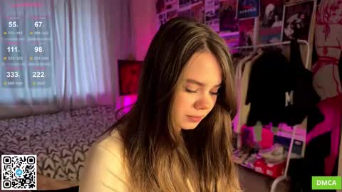 Emily  Stream every day  online show from 10.11.25