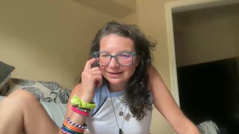 Snapshot of bexirl chatting on 10.28.25 Bex online show from 10.28.25