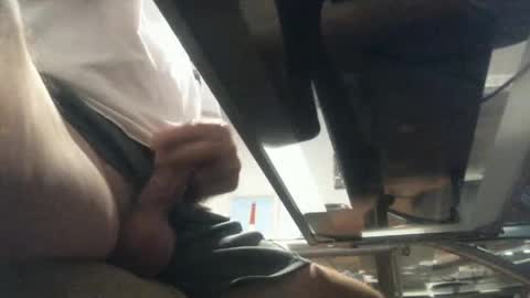 Snapshot of bgf32054 chatting on 09.22.25 Bigfish123 online show from 09.22.25