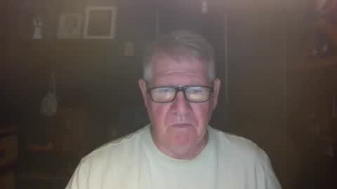 Snapshot of bigbeerdrinker1 chatting on 11.03.25 bigbeerdrinker online show from 11.03.25