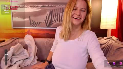 BigBoobsArri online show from 10.17.25