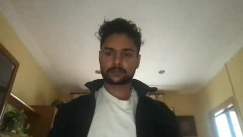 Snapshot of bigbrown_boy chatting on 10.29.25 bigbrown_boy online show from 10.29.25