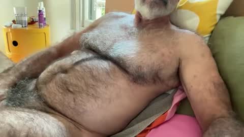 Snapshot of bigbush1 chatting on 11.10.25 big bush online show from 11.10.25