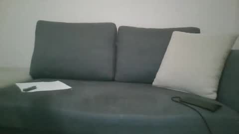 Snapshot of bigcaramel18 chatting on 10.11.25 bigcaramel18 online show from 10.11.25