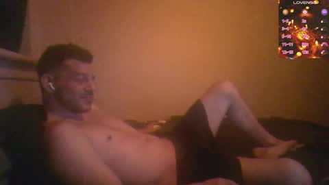 Jon - Im Straight online show from 01.26.25