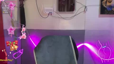 Snapshot of bigcockamanda23 chatting on 12.13.24 queen amanda online show from 12.13.24