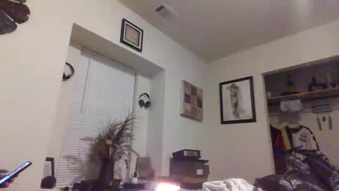 Snapshot of bigdickdaddy3200798456 chatting on 02.11.25 bigdickdaddy3200798456 online show from 02.11.25