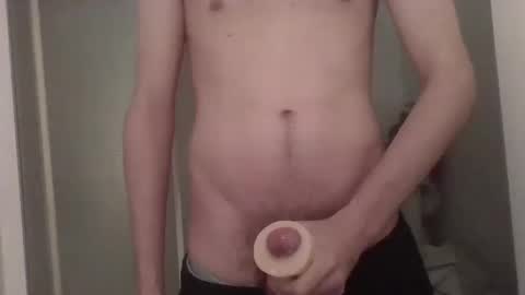 Snapshot of bigdickenergy2220 chatting on 10.14.25 bigdickenergy2220 online show from 10.14.25