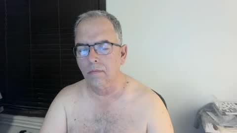 Snapshot of bigdylan17 chatting on 12.09.24 Dylan 56 Taleah 53 online show from 12.09.24