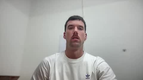 Snapshot of bigmachinejack chatting on 10.29.25 bigmachinejack online show from 10.29.25