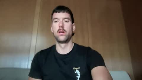 Snapshot of bigmachinejack chatting on 11.10.25 bigmachinejack online show from 11.10.25