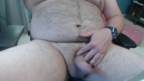 Snapshot of biguyinnc2 chatting on 10.13.25 biguyinnc2 online show from 10.13.25