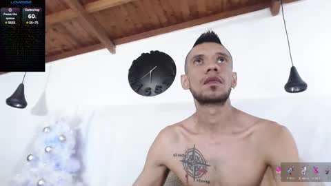 Snapshot of bigzehuz chatting on 12.09.24 andres online show from 12.09.24