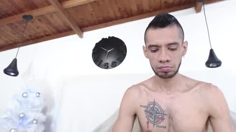 Snapshot of bigzehuz chatting on 01.07.25 andres online show from 01.07.25