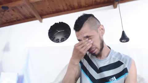 Snapshot of bigzehuz chatting on 02.13.25 andres online show from 02.13.25