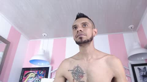 Snapshot of bigzehuz chatting on 03.09.25 andres online show from 03.09.25