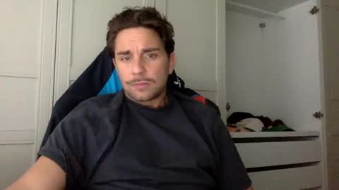 Snapshot of bikdig1 chatting on 12.15.24 bikdig1 online show from 12.15.24