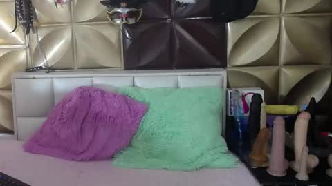 Snapshot of biky_hot chatting on 03.02.25 Biky Hot online show from 03.02.25