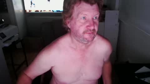 Snapshot of billscock chatting on 12.31.24 billscock online show from 12.31.24