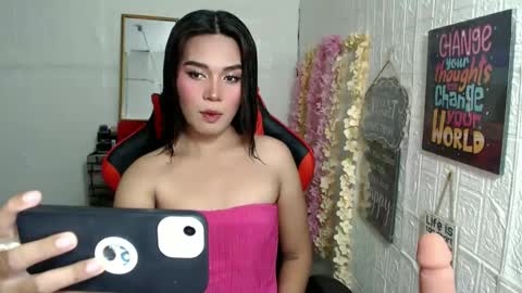 Snapshot of binimika chatting on 03.08.25 BINI MIKA online show from 03.08.25