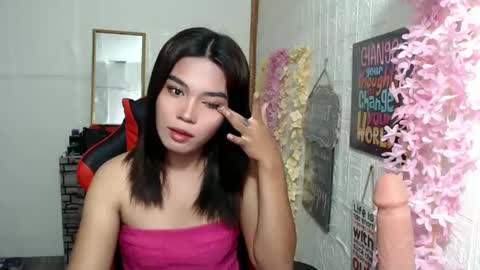 Snapshot of binimika chatting on 03.10.25 BINI MIKA online show from 03.10.25