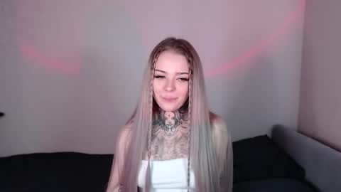 Snapshot of bklfeya chatting on 11.01.25 bklfeya online show from 11.01.25