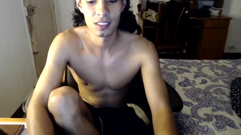 Snapshot of black_tenn chatting on 10.24.25 black_tenn online show from 10.24.25