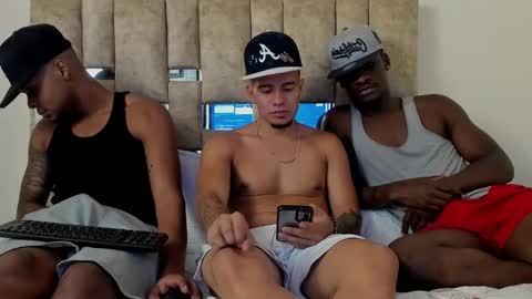 Snapshot of blackdreams1__ chatting on 12.10.24 Black Dreams online show from 12.10.24