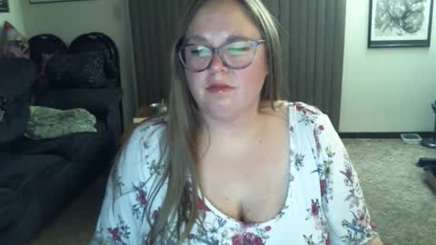 Snapshot of bladesizzo3111 chatting on 12.19.24 bladesizzo3111 online show from 12.19.24