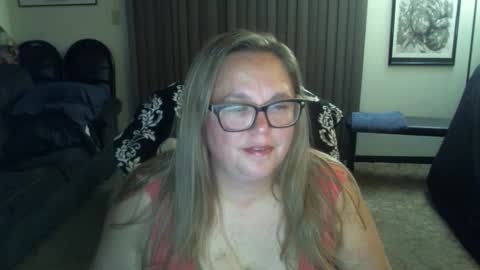 Snapshot of bladesizzo3111 chatting on 09.10.25 bladesizzo3111 online show from 09.10.25