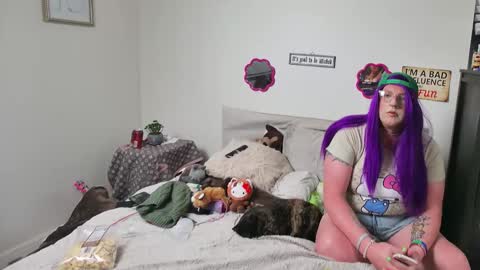 Snapshot of blakelytgirl chatting on 11.10.25 Blakely Morningstar online show from 11.10.25