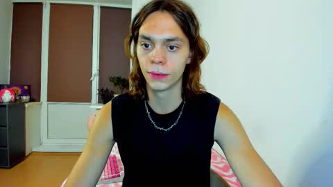 Snapshot of blazet0ne chatting on 09.20.25 David online show from 09.20.25