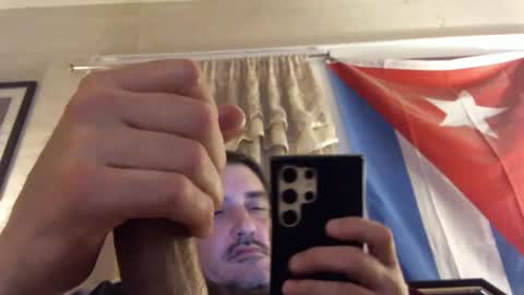 Snapshot of blazinawin chatting on 01.31.25 FreshCut online show from 01.31.25