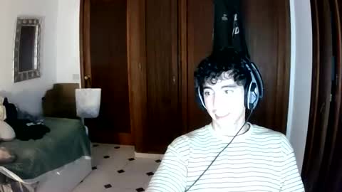 Snapshot of blckfaith chatting on 11.04.25 blckfaith online show from 11.04.25