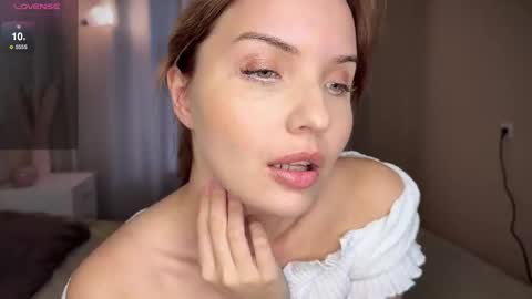 Snapshot of blessmyass chatting on 09.23.25 blessmyass online show from 09.23.25