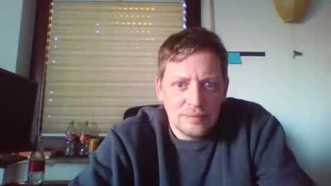 Snapshot of blonde32m chatting on 12.31.24 blonde32m online show from 12.31.24