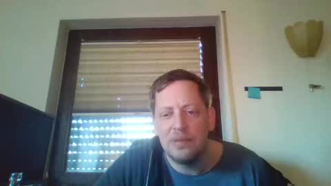 Snapshot of blonde32m chatting on 02.01.25 blonde32m online show from 02.01.25