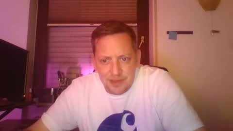 Snapshot of blonde32m chatting on 11.07.25 blonde32m online show from 11.07.25