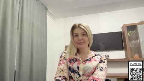 blondie_xoxoxo online show from 10.08.25