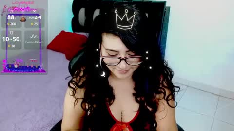 Snapshot of blue_dance chatting on 02.02.25 susan  online show from 02.02.25